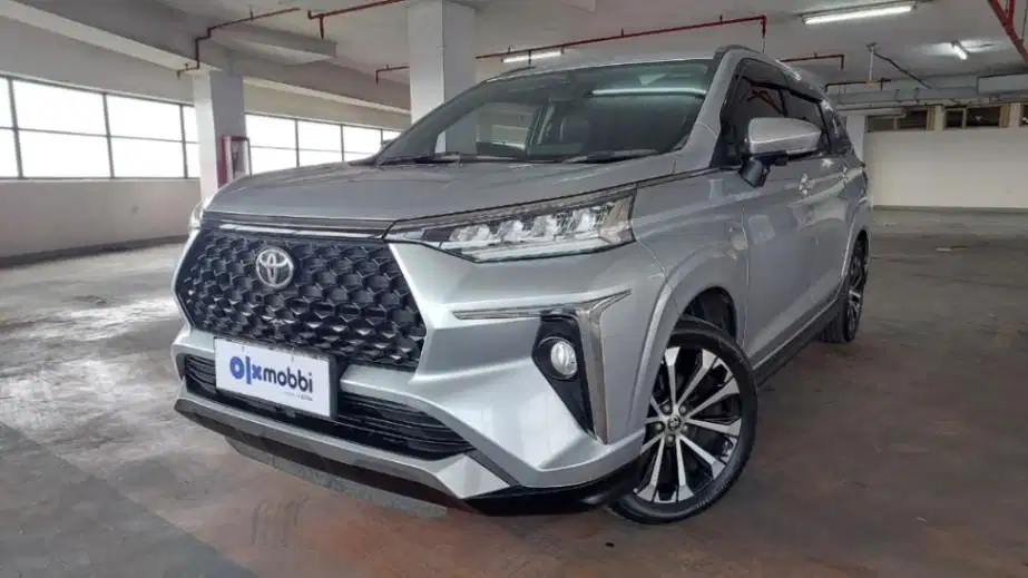 TDP 12JT, TERMURAH Toyota Avanza 1.5 Veloz Q Bensin-AT Silver 2023