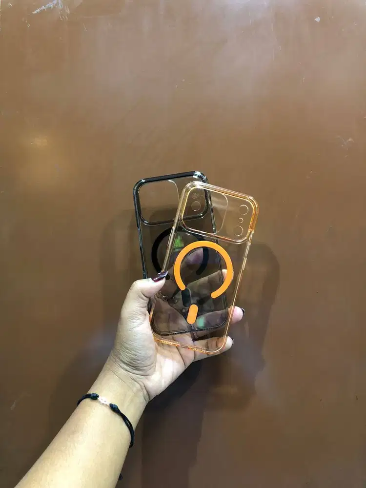 No Brandz Vivid Hardcase Clear Magsafe iPhone 17 Pro Max