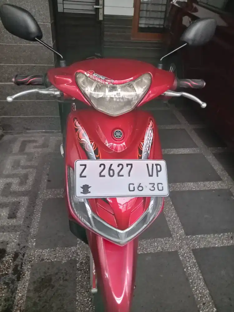 Dijual Cepat siapa dapet Yamaha Mio Smile Merah Marun Th.2011
