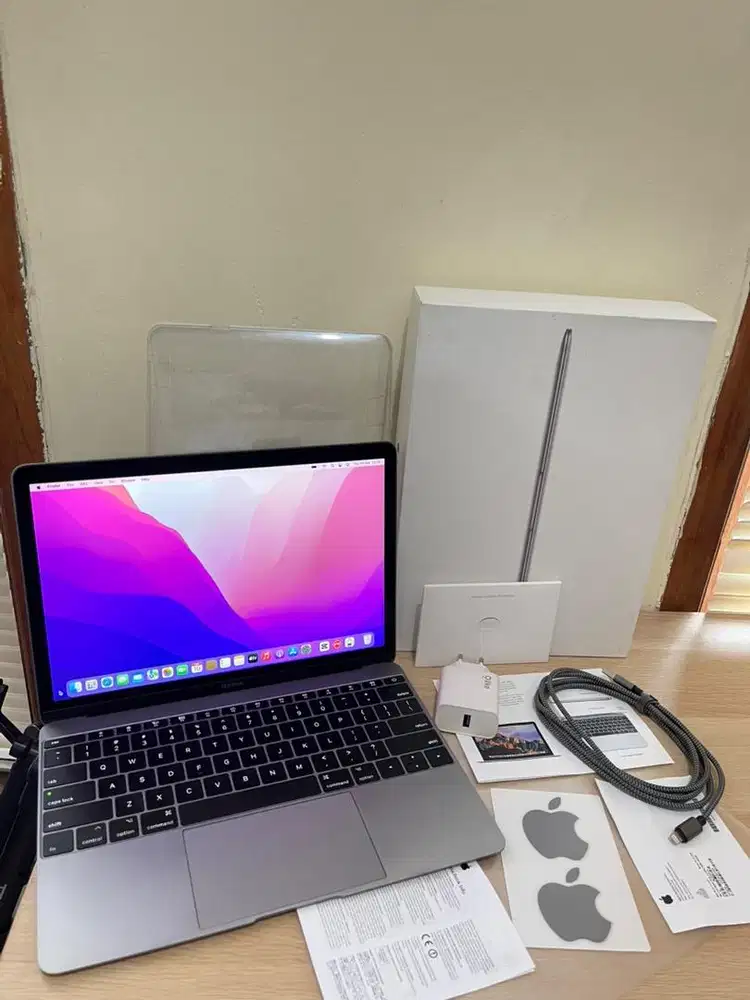 Macbook 12 inch ssd 256gb Core M3 2016/17 Murah Jual Cepat Nego