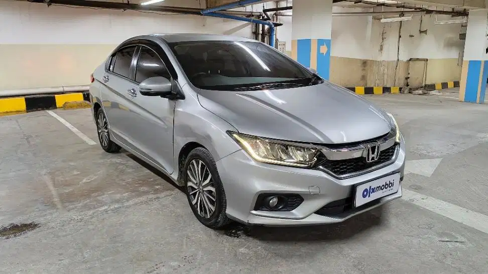 DP MURAH Honda City 1.5 E Bensin-MT 2017 Abu CEDZB