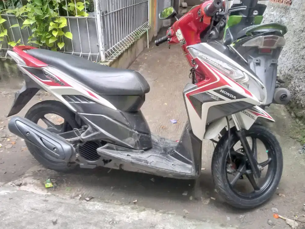 Dijual Vario tekno 2011