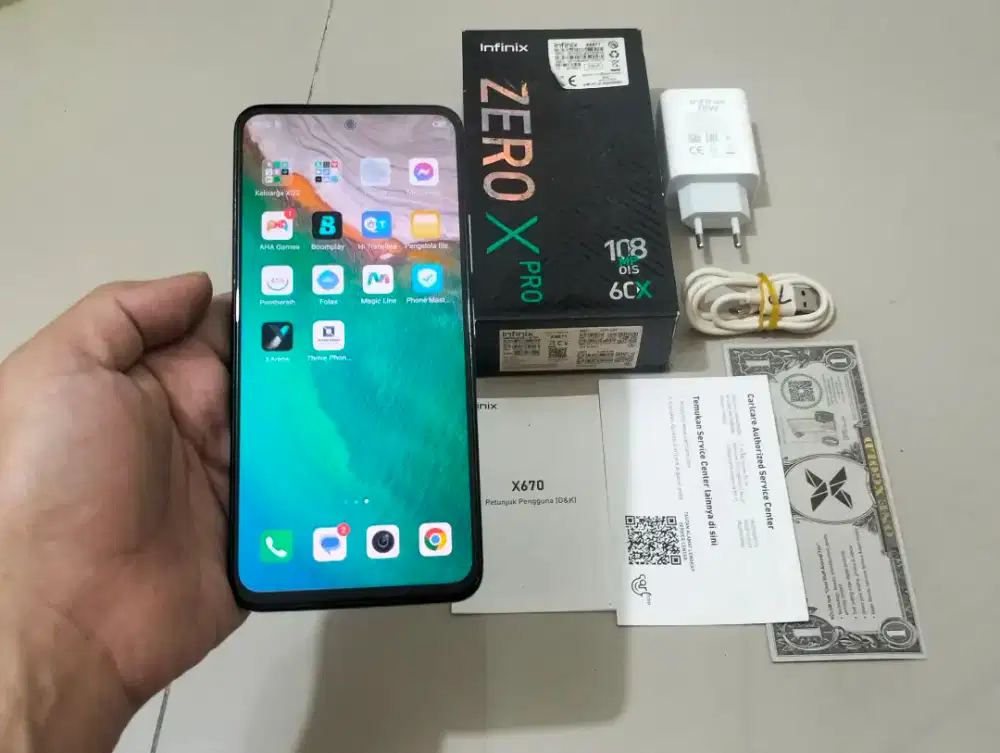 INFINIX ZERO X PRO 8GB / 256GB 6.67in AMOLED Dual Chip 108MP 60X Zoom