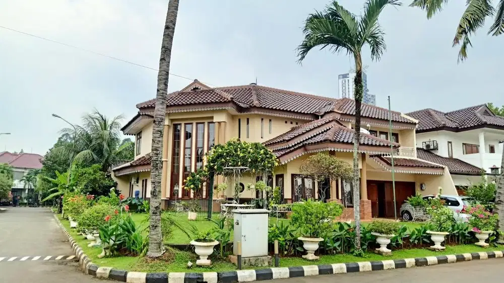 HOT SALE!!!RUMAH MODERN MEWAH TANAH LUAS SIAP HUNI LOKASI STRATEGIS