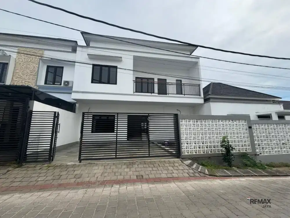 Rumah Baru Dalam Kompleks One Gate Dijual, di Mumbul Jimbaran Area
