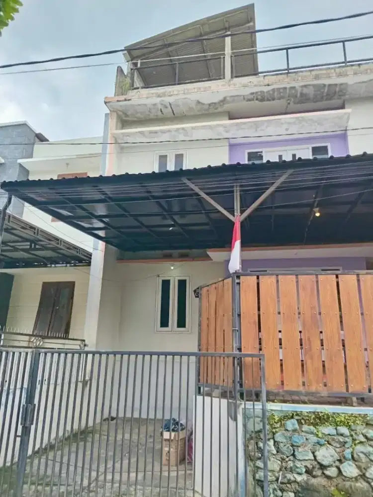 Rumah Kost Murah 8 Kamar Area Jl Tata Surya Dinoyo Dekat Kampus