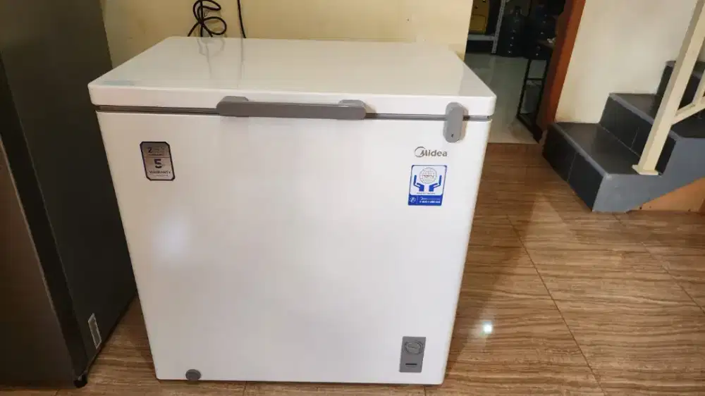 Freezer Midea 200 liter