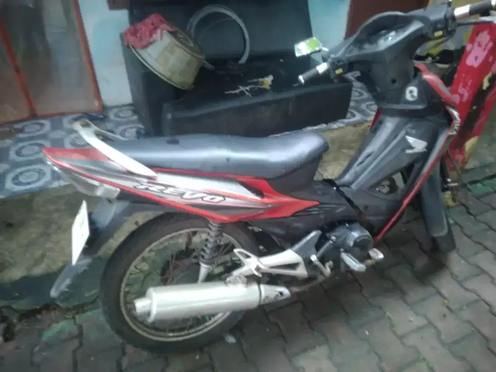 Revo jadul lancip mesin aman