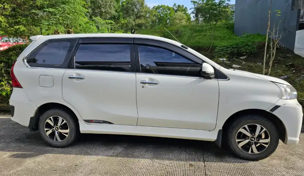 Xenia 1.3 R matic 2016