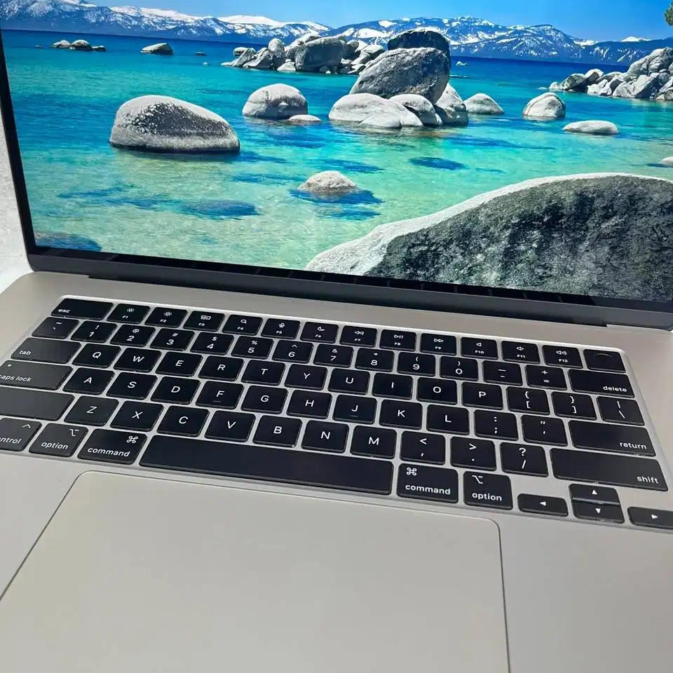 Macbook Air 15 inch, M2 2023 Fullset SSD 256GB