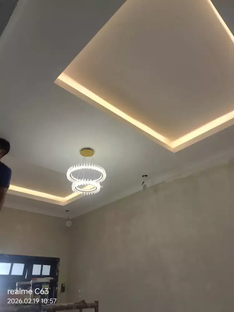 Pemasangan plafon,partisi,pvc