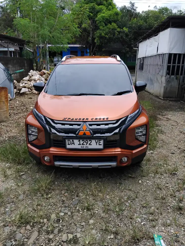Xpander cross AT tahun 2021