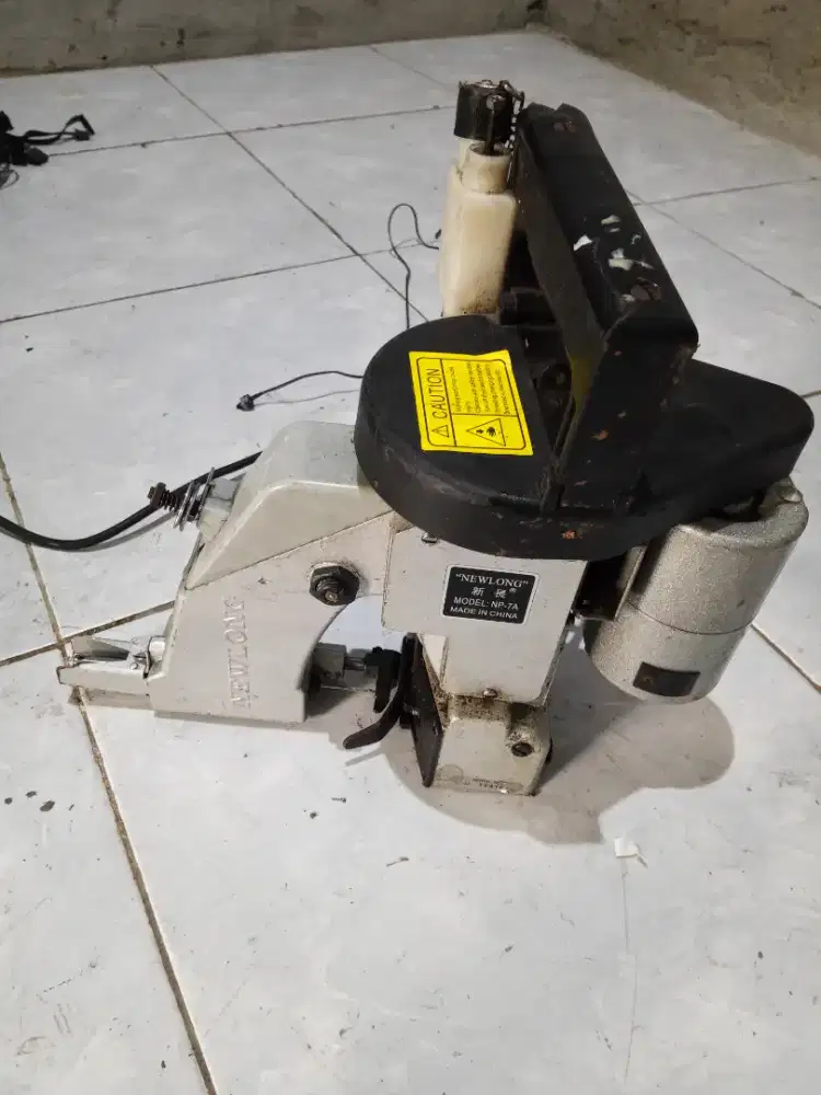 Mesin jahit karung second