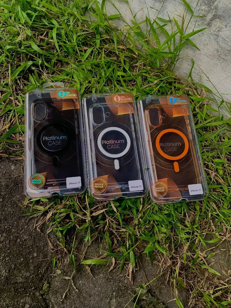 No Brandz Vivid Hardcase Clear Magsafe iPhone 17