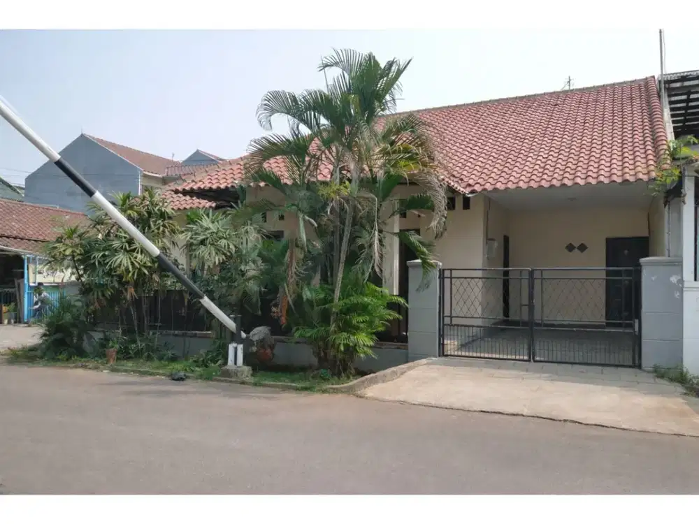 DIJUAL RUMAH BAGUS SIAP HUNI STRATEGIS DEPOK BO192
