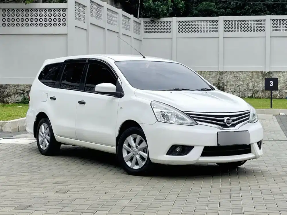 Nissan Grand Livina SV 1.5 AT 2014
