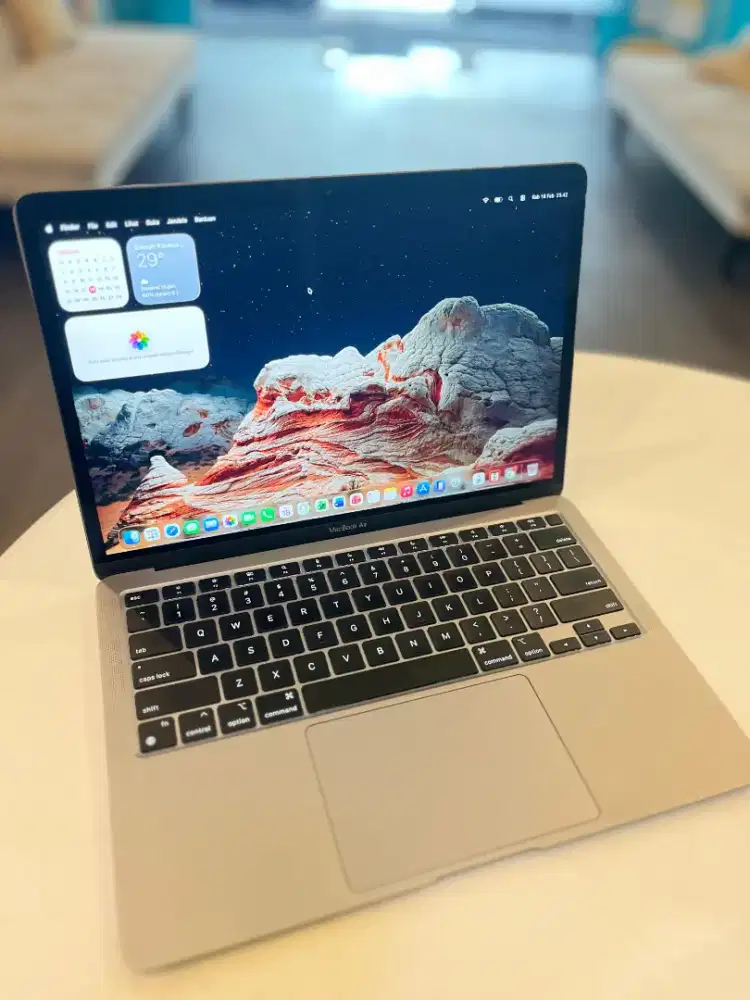 Macbook Air 2020 M1 8/256