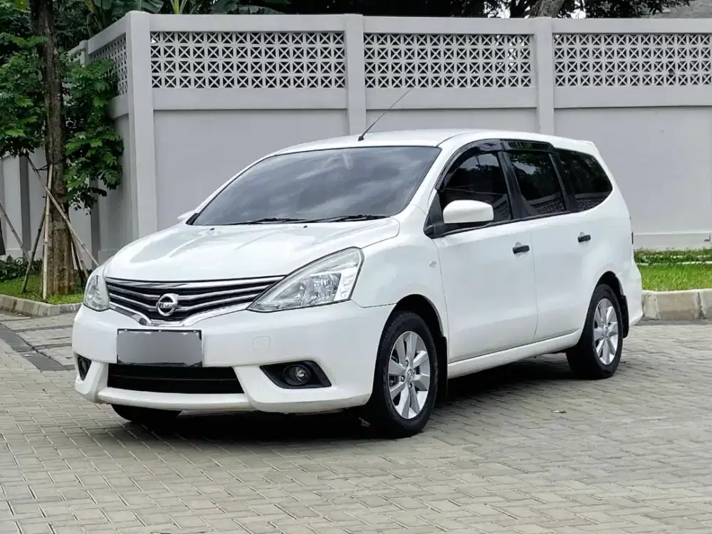 Nissan Grand Livina SV 1.5 AT 2014