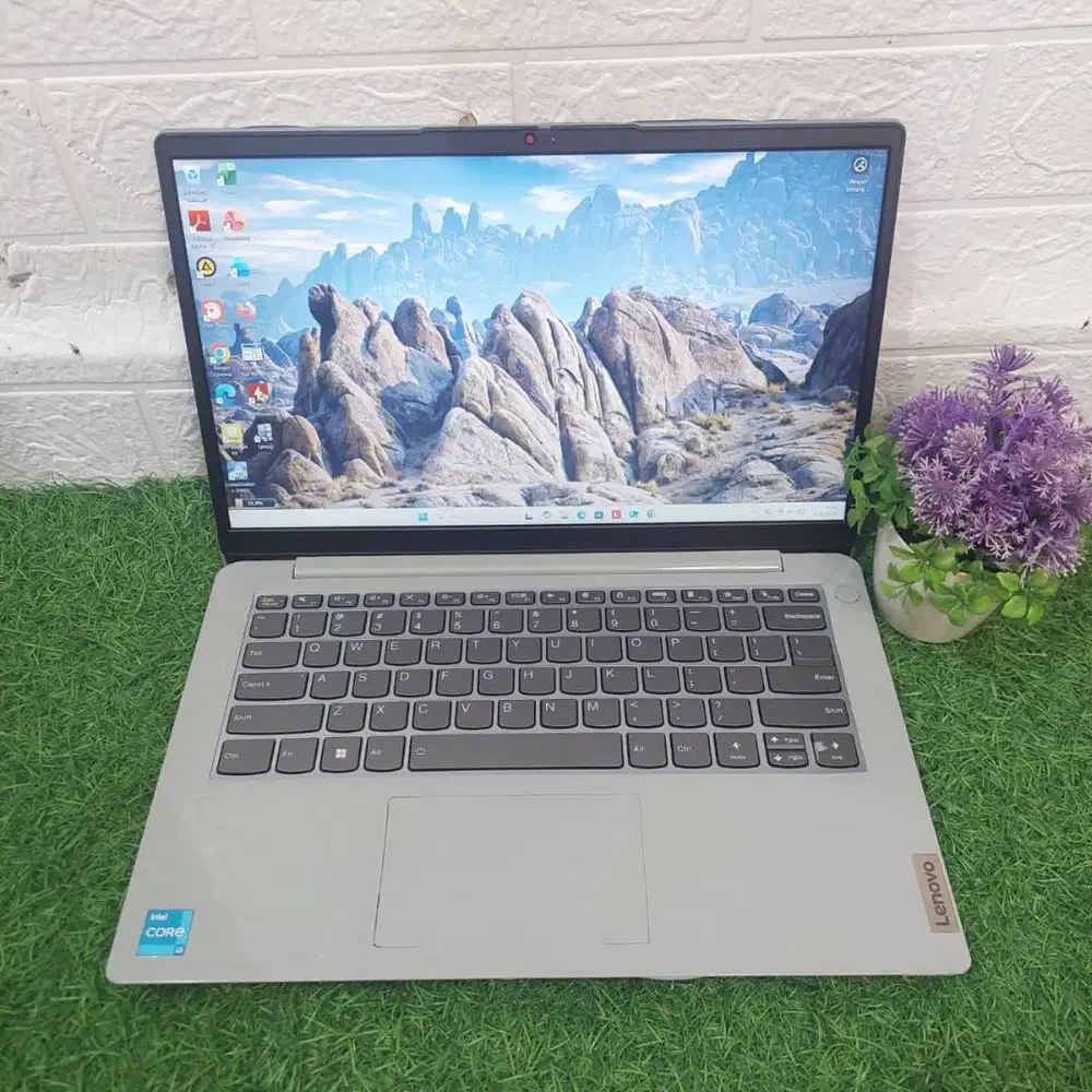 LAPTOP LENOVO IP 3-14IAU7 INTEL i3-1215U RAM 8GB SSD 512GB