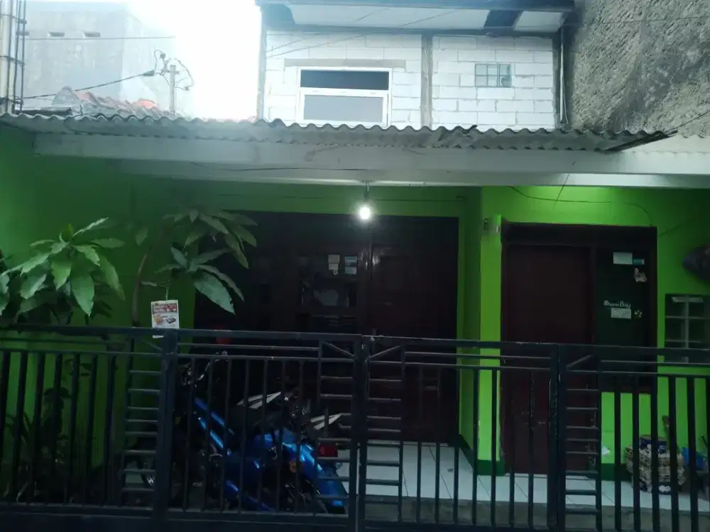 RUMAH LAMA MINIMALIS NYAMAN TERAWAT SIAP HUNI DI ANTAPANI BANDUNG