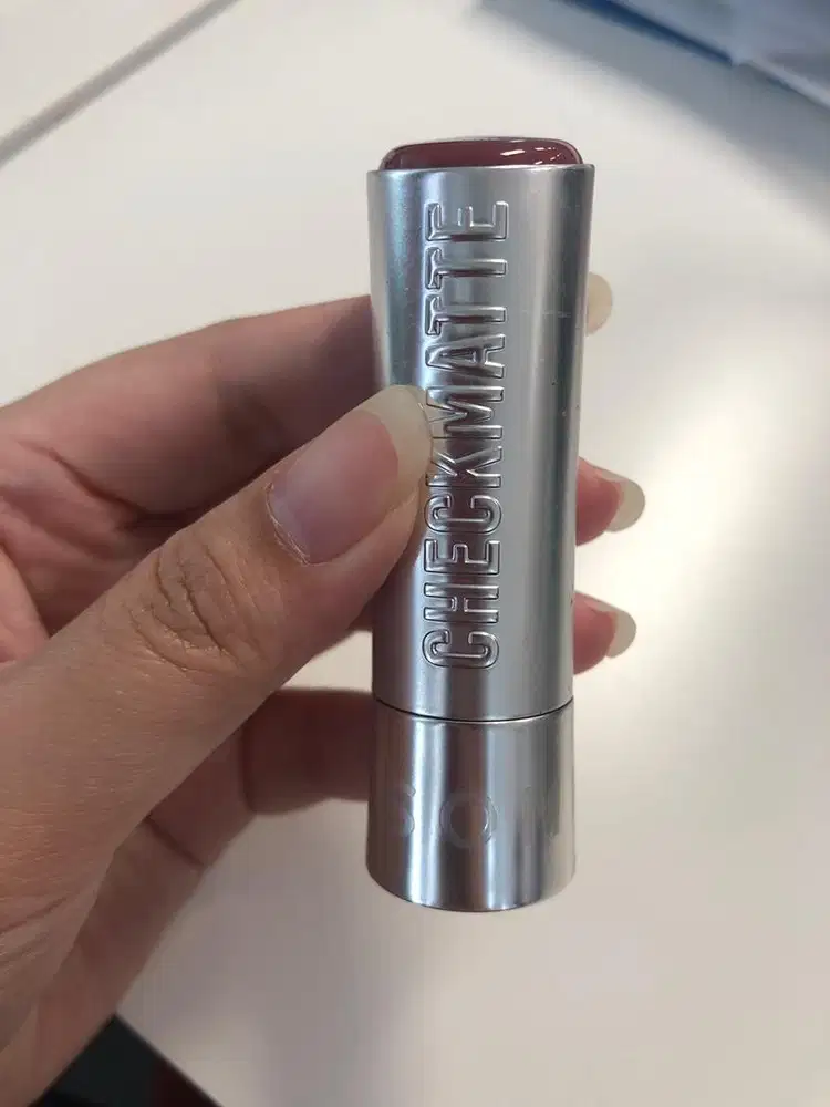 Lipstick somethinc shade mage 06