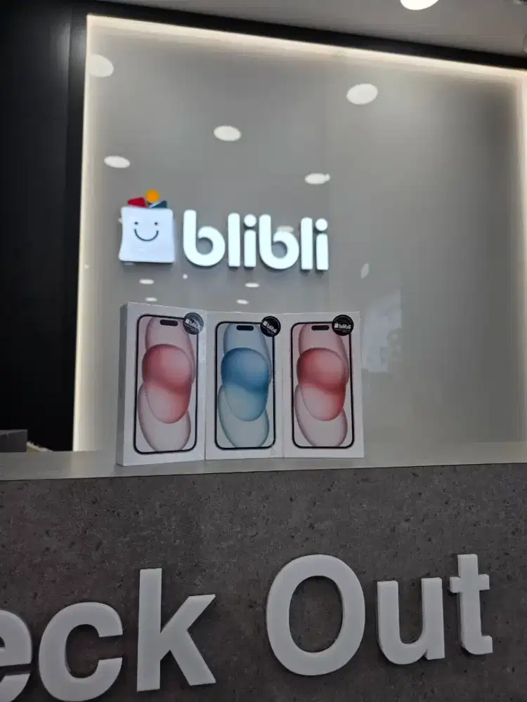 Cash / Kredit Iphone 15 basic Syarat cukup KTP