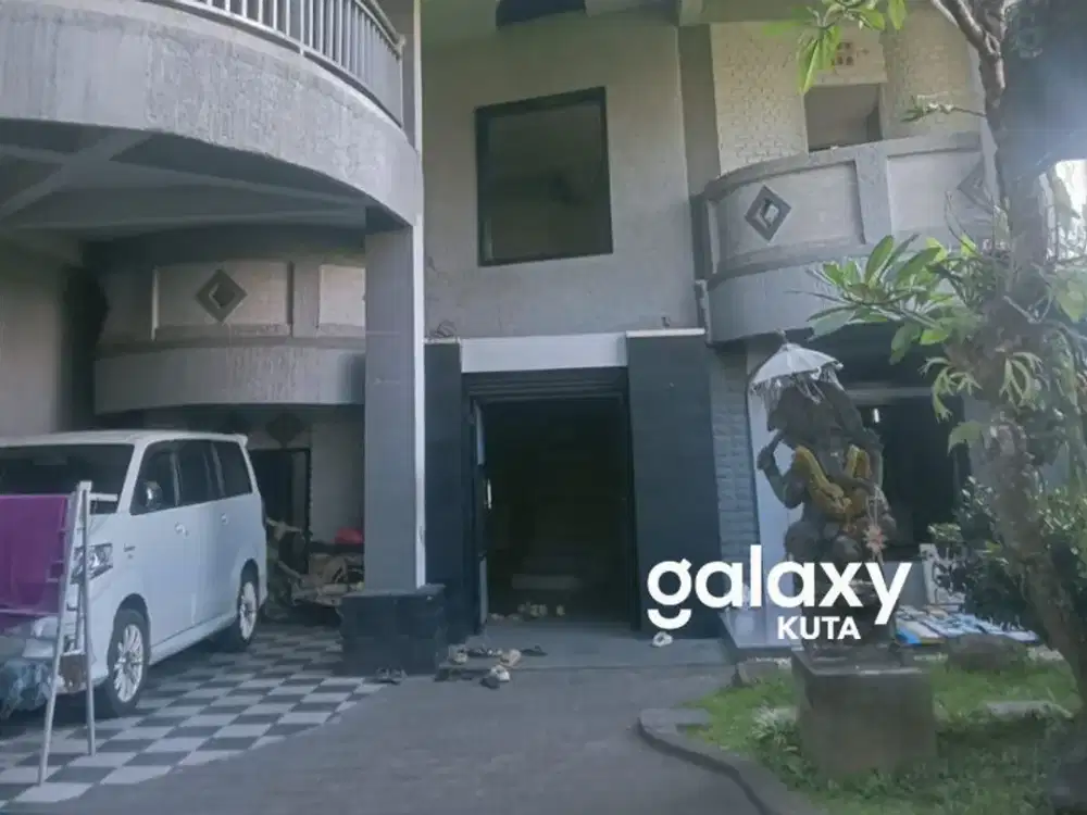 DIJUAL RUMAH LANTAI 3 VIEW SAWAH LANGKA DI TRENGGULI DENPASAR