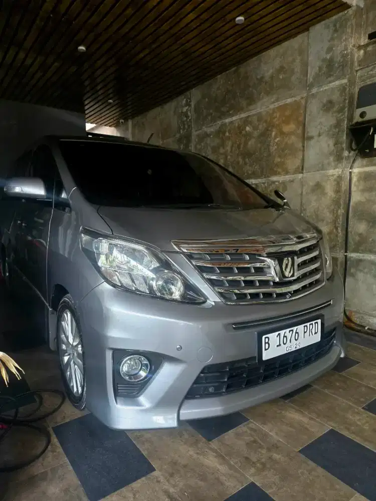 Toyota Alphard SC vellfire