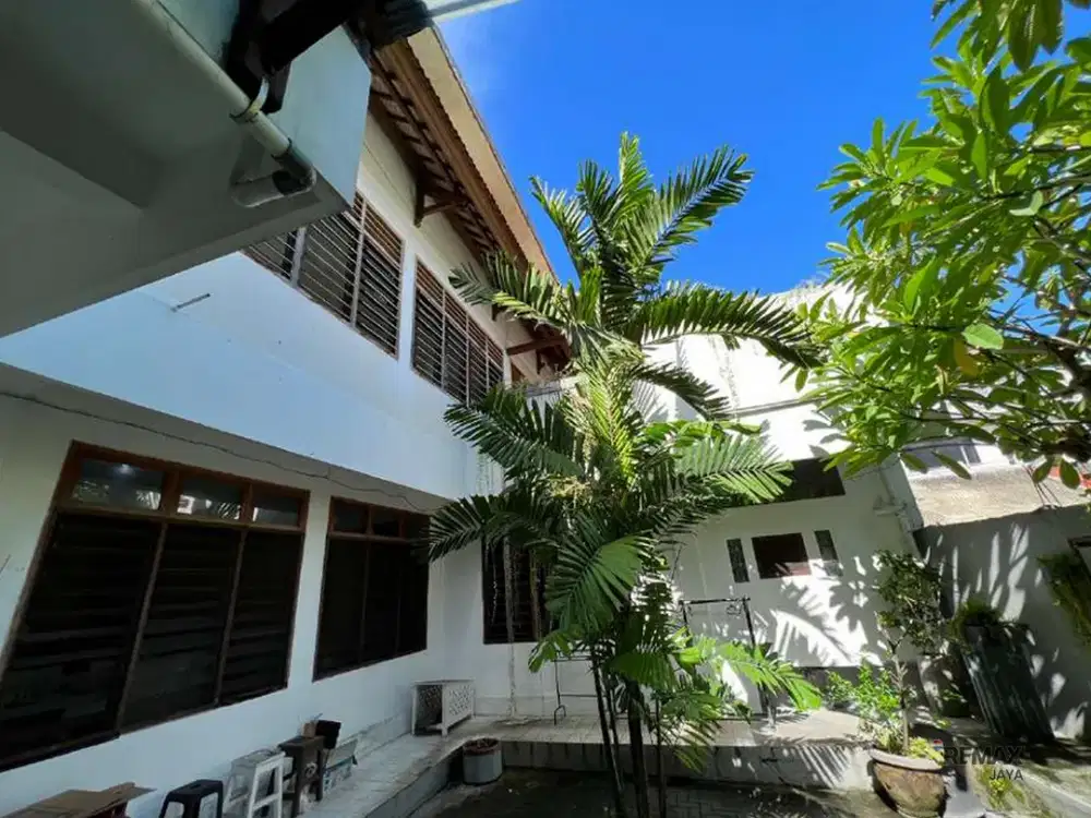 Rumah Cantik dan Ruko Dijual, di Pemecutan Kaja, Denpasar Area
