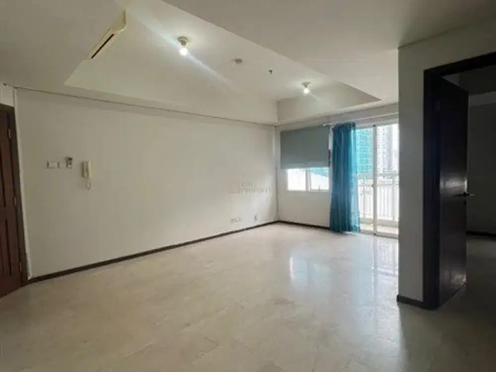 Super strategis! Disewakan 2br unfurnished Apartemen Royal Mediterania Garden Residence Selangkah ke Central park mall