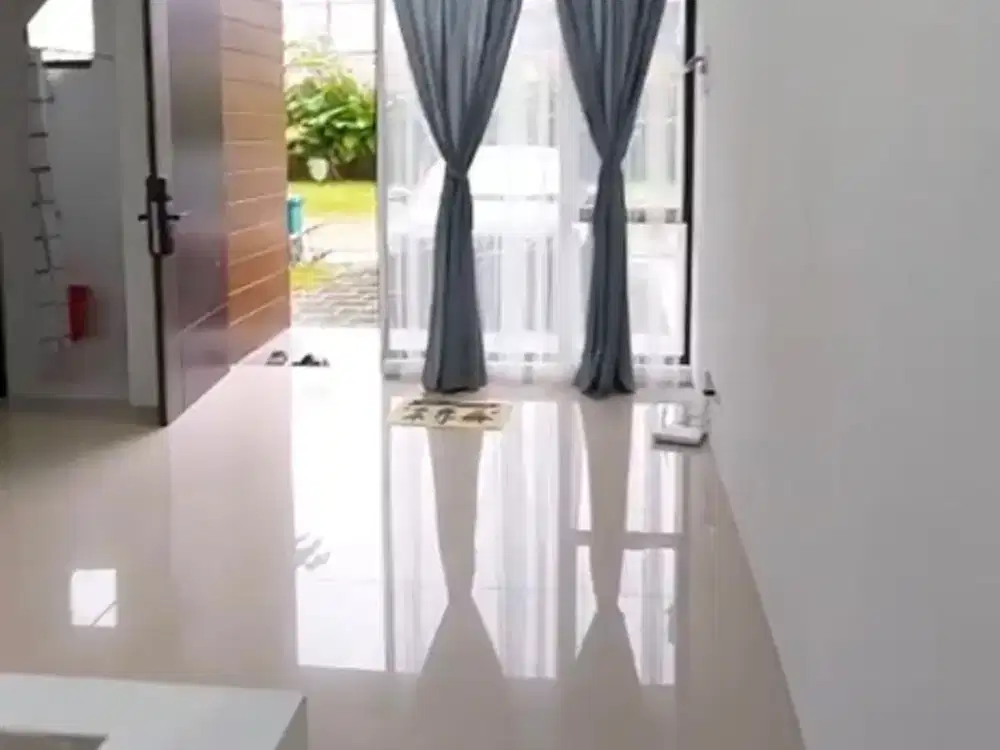 Dijual Cepat Rumah Citra Garden Puri Jakbar Lt.5x13m2 Sdh Renov