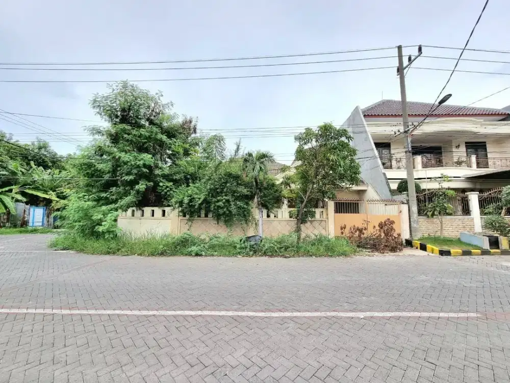 RUMAH 1 LANTAI HITUNG TANAH RAYA SUTOREJO TIMUR, ROW 5 MOBIL