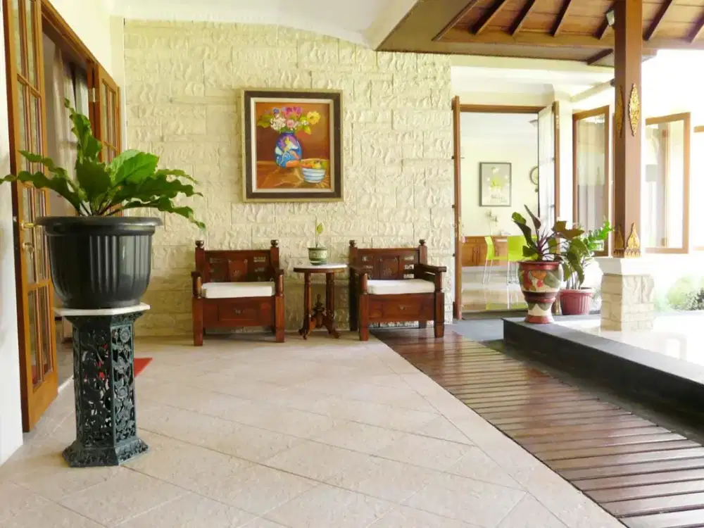 Dijual Rumah Besar Mewah di Bintaro Jaya sektor 9 Tangerang Selatan