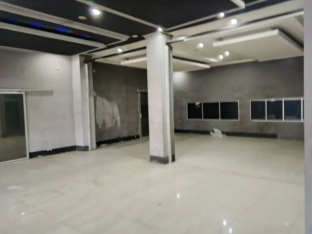 Ruang Usaha Kopo Bandung disewa Siap Pakai Lokasi Strategis