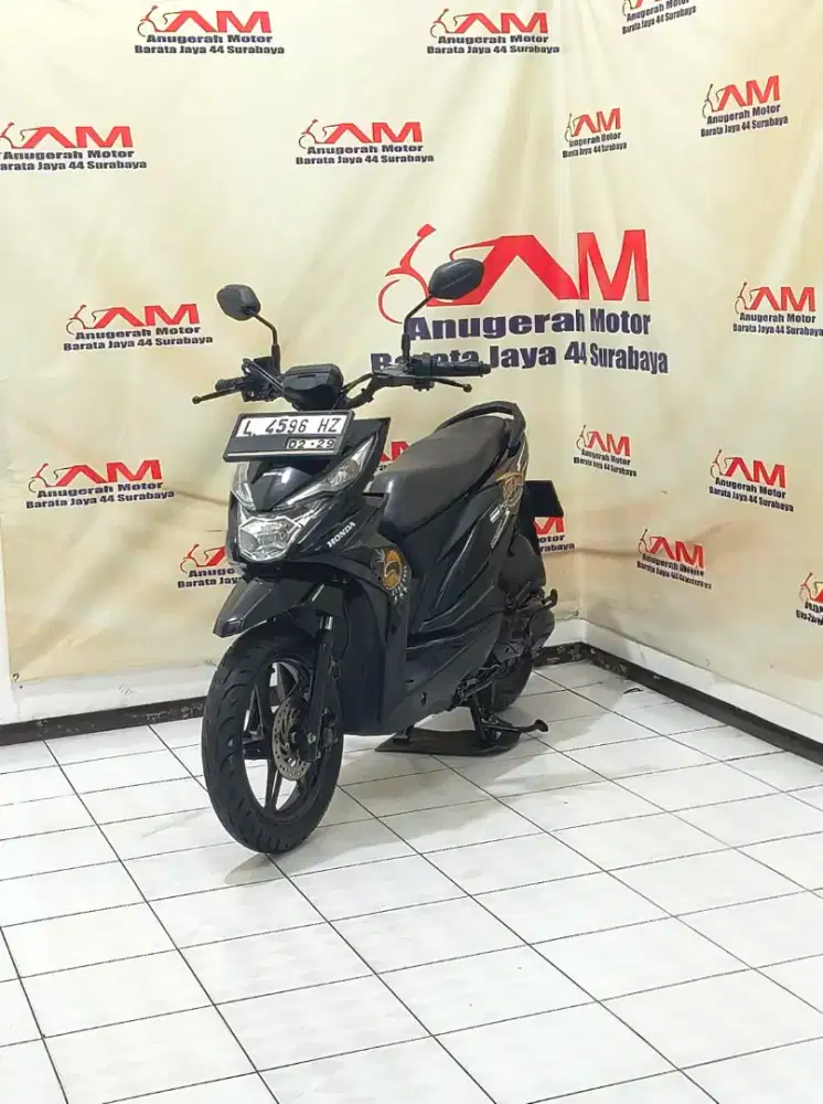 Honda Beat Street Tahun 2019 warna Hitam glossy