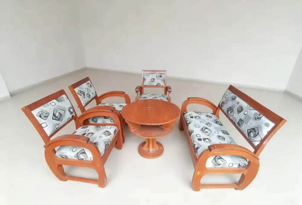 Kursi tamu set minimalis jati antik model sedan