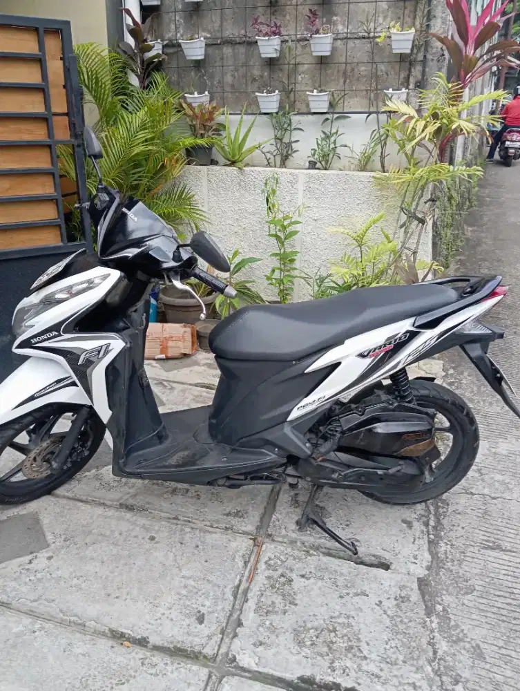 VARIO 125 KZR TAHUN 2014 CBS ISS