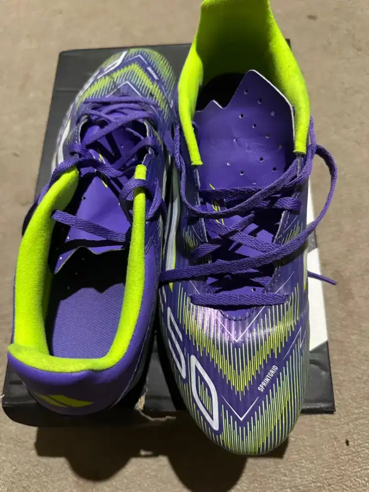 Sepatu bola minisocer adidas f50