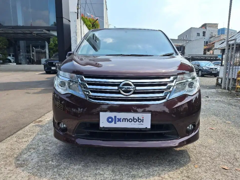 DP MURAH Nissan Serena 2.0 Bensin-AT 2017  CSXPB