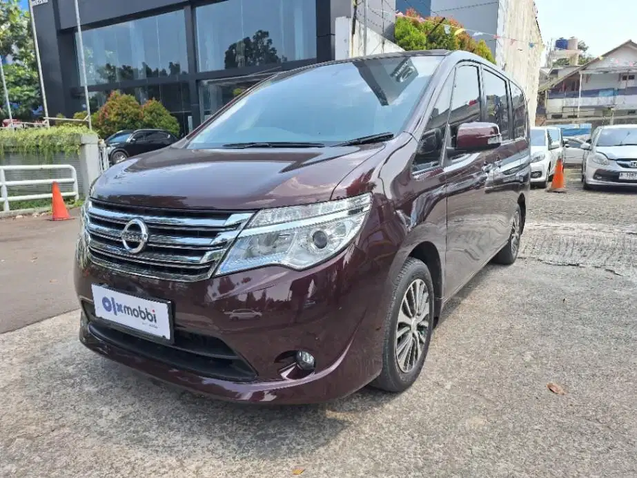 DP MURAH Nissan Serena 2.0 Bensin-AT 2017  CSXPB