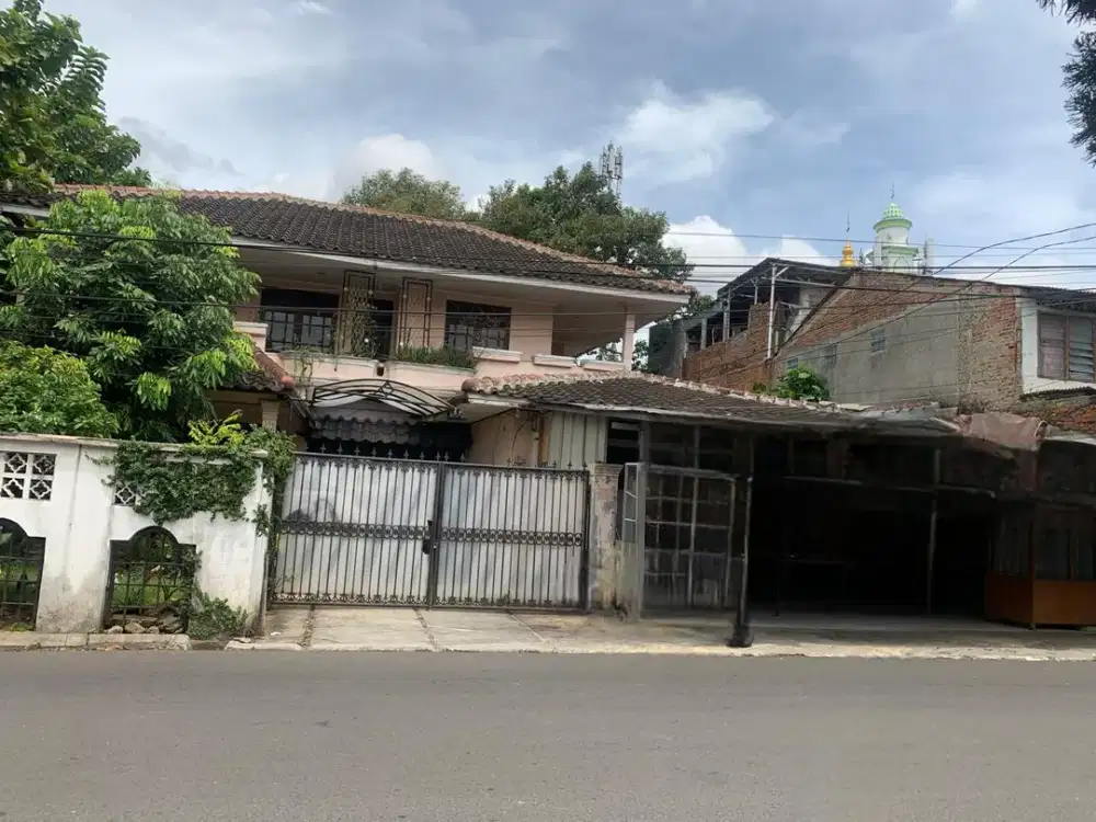 Dijual Murah Rumah dan Kios di  Tarumanegara, Cirendeu
