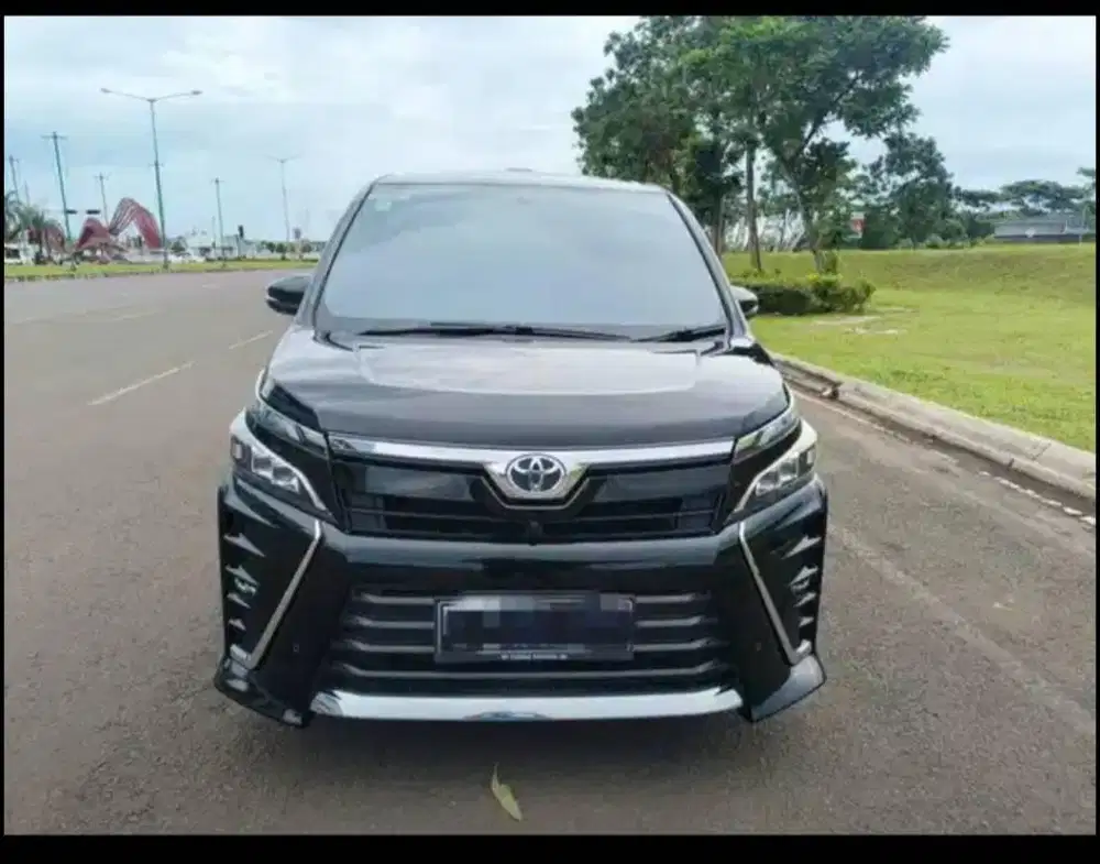 Toyota Voxy 2.0 2021 km 45ribuan