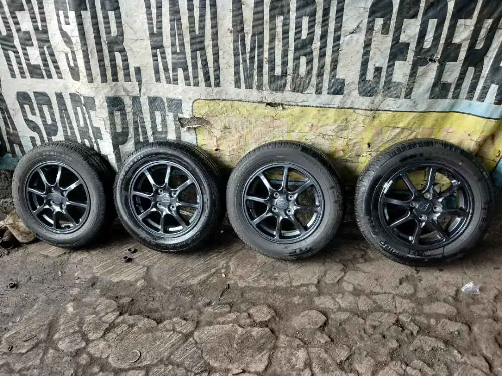 Velg Ayla 2025 dan ban