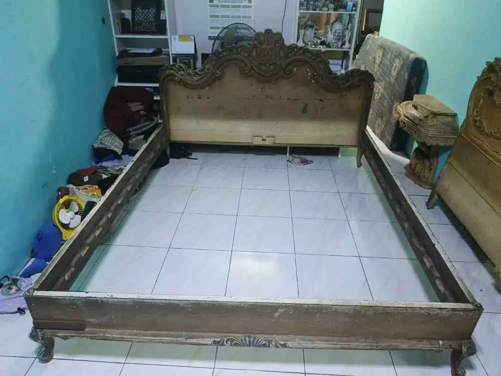 Dijual 2 model tempat tidur