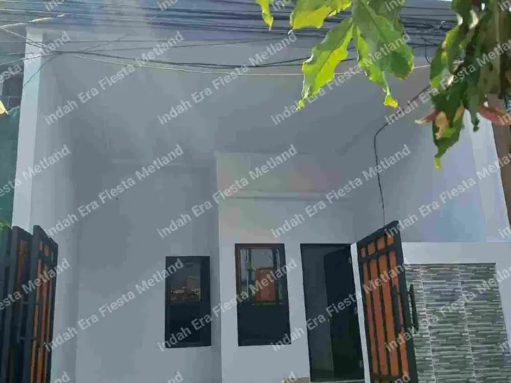 Rumah Bagus Brand New Cipondoh makmur