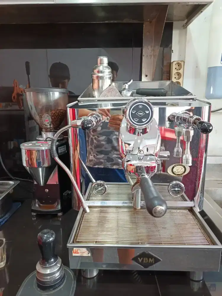 Mesin Kopi VBM Lollo 1 Group