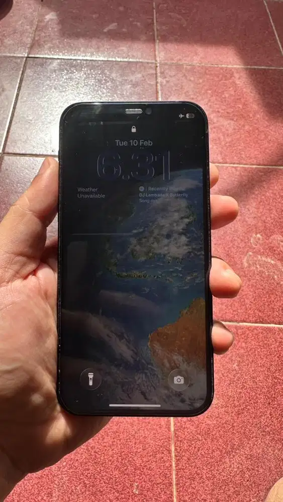 iPhone 12 64GB Hitam Inter Bea Cukai