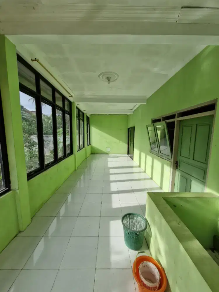 DISEWAKAN RUMAH (TAHUNAN/BULANAN)