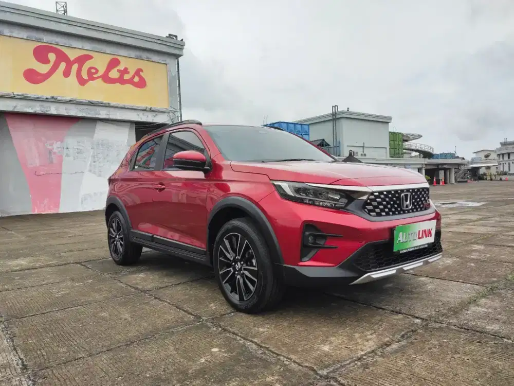 WR V RS SENSING 2023 MATIC MERAH 2024 BAGUS TERAWAT 2022 PERORANGAN