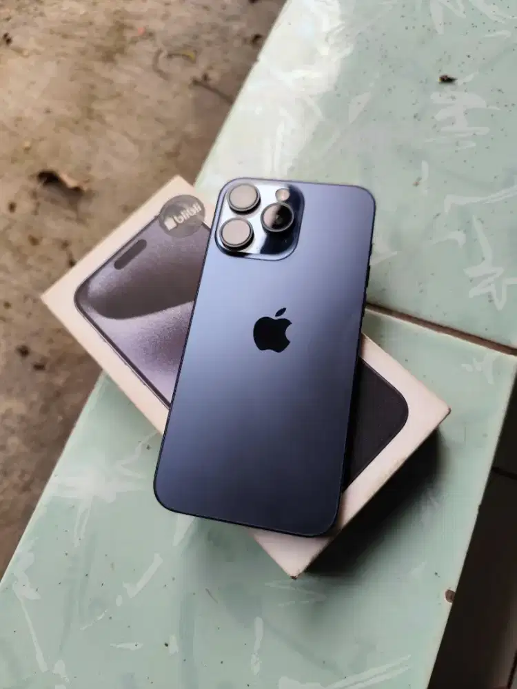 Ip 15 promax 256 iBox